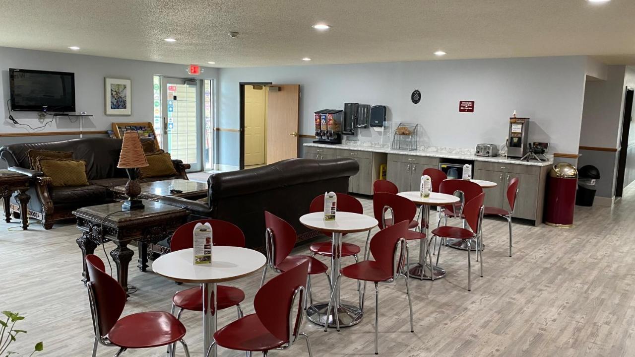 Windsor Place Inn Prairie du Chien Bagian luar foto