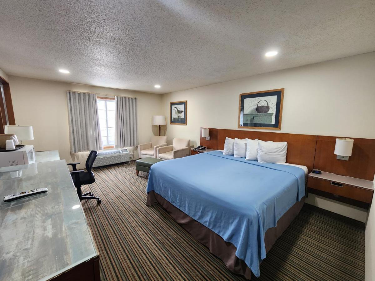 Windsor Place Inn Prairie du Chien Bagian luar foto