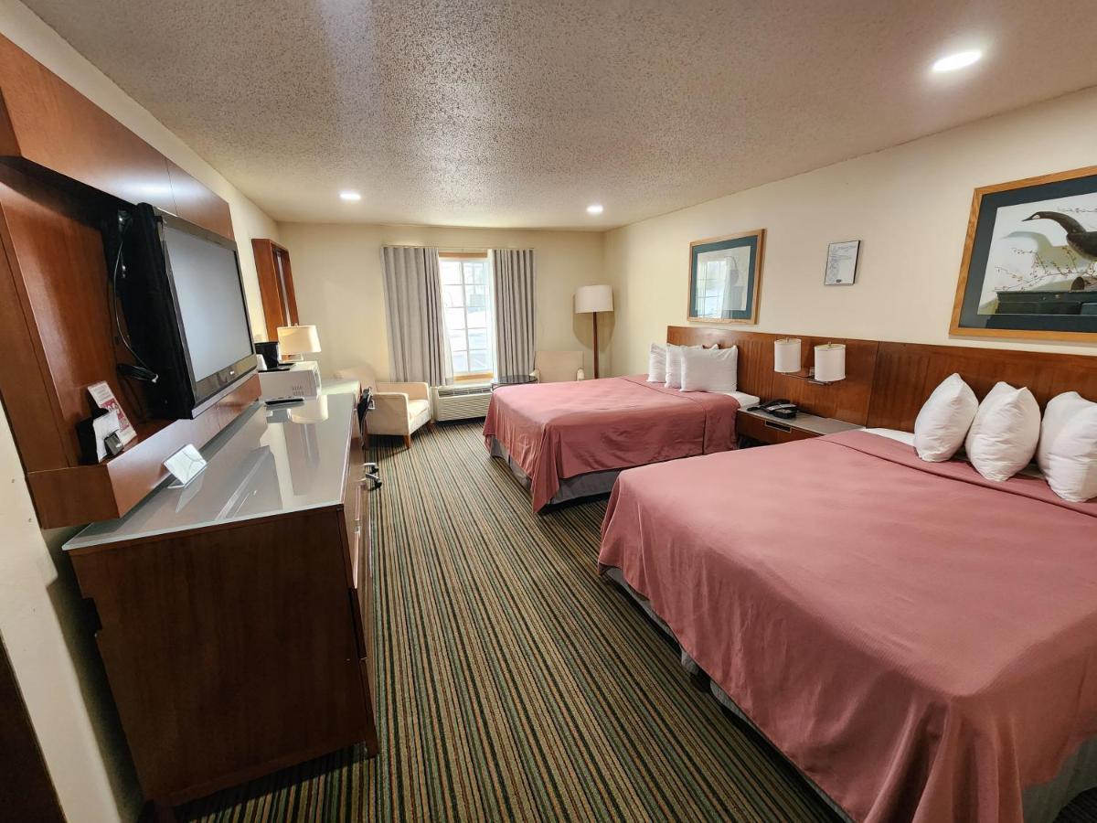 Windsor Place Inn Prairie du Chien Bagian luar foto