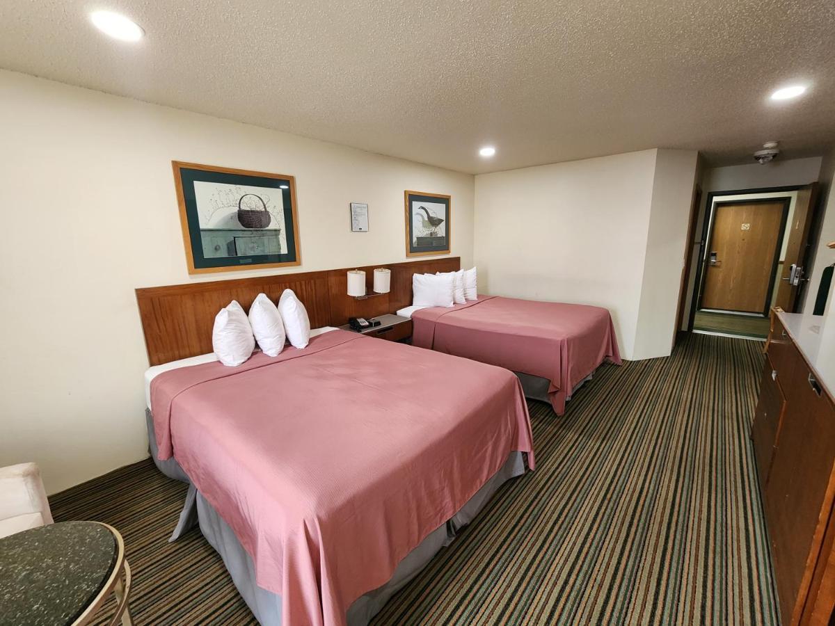 Windsor Place Inn Prairie du Chien Bagian luar foto
