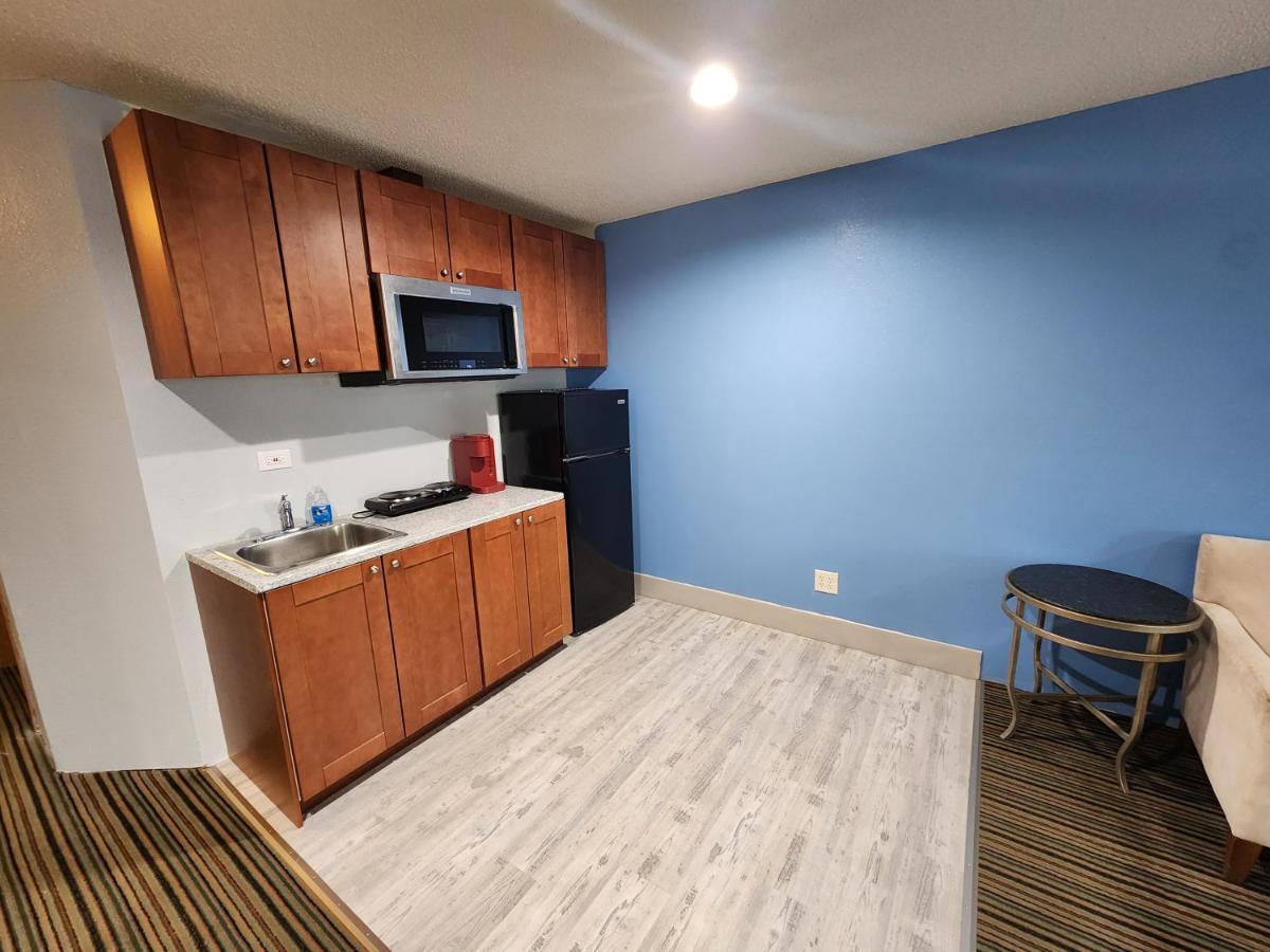Windsor Place Inn Prairie du Chien Bagian luar foto