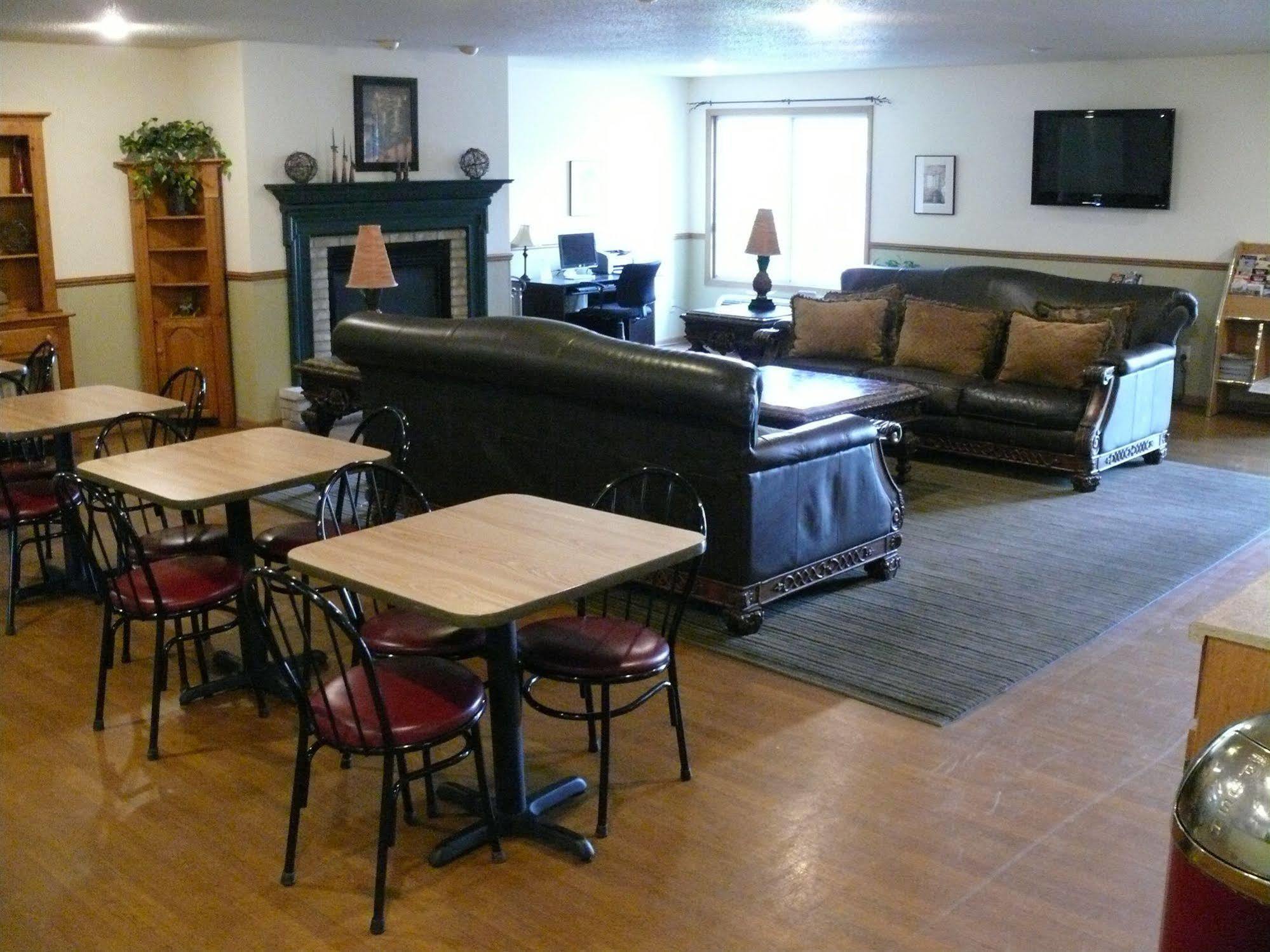Windsor Place Inn Prairie du Chien Bagian luar foto